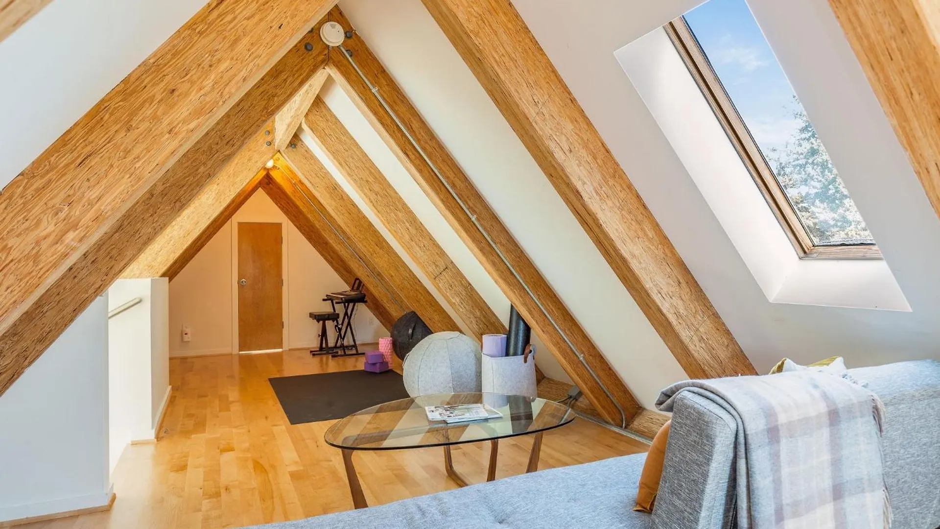 4Br 4Ba The Gardens At Queen Anne Seattle United States
