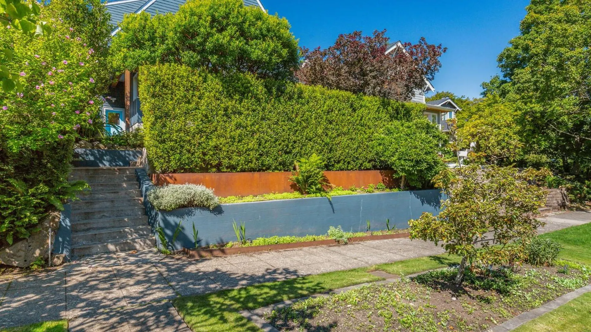 4Br 4Ba The Gardens At Queen Anne Seattle